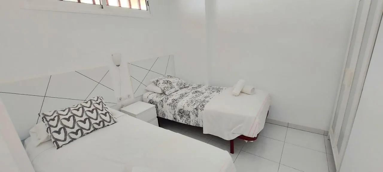 Las Vistas Apartment, Ocean View, 2 Bedrooms & Free Wifi أرونا